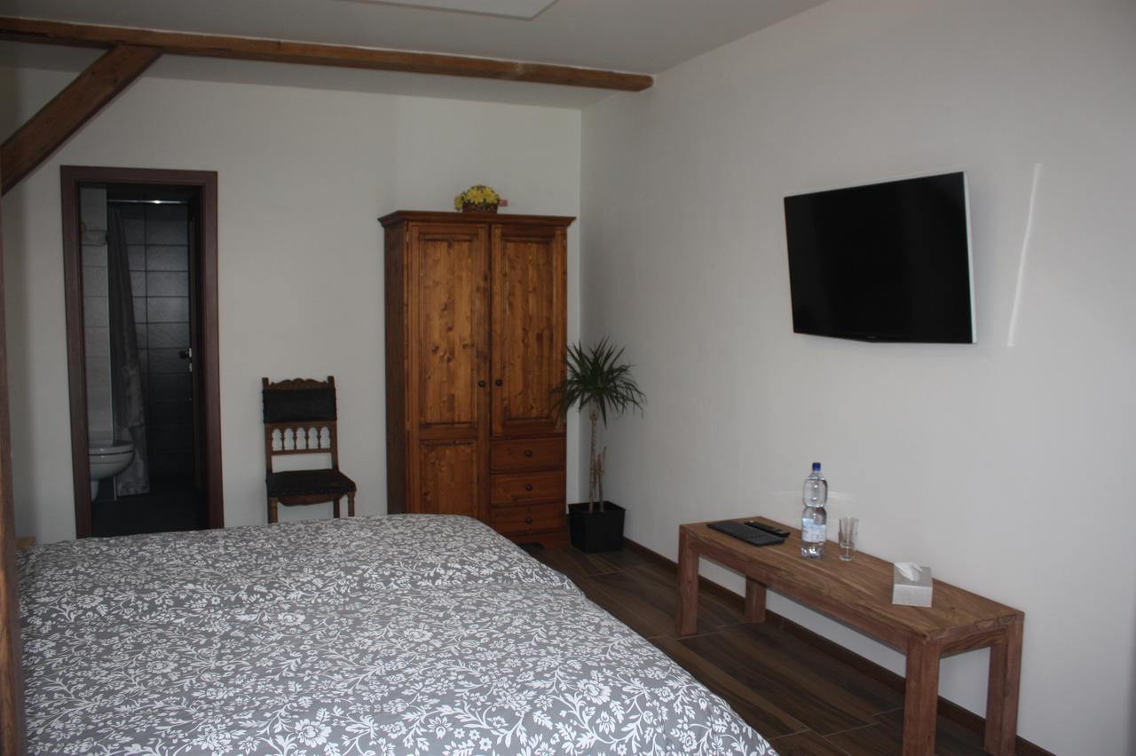 Barvicka Bed & Breakfast Tremosna Ngoại thất bức ảnh